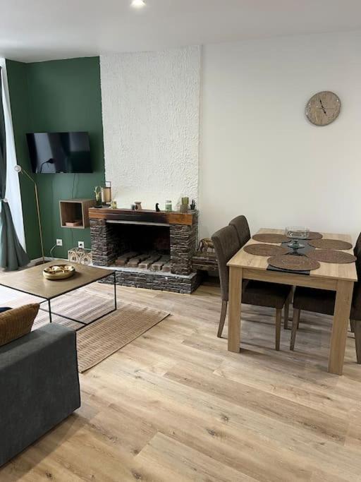 Le Chaleureux Luchonnais Apartment Bagnères-de-Luchon Exterior foto